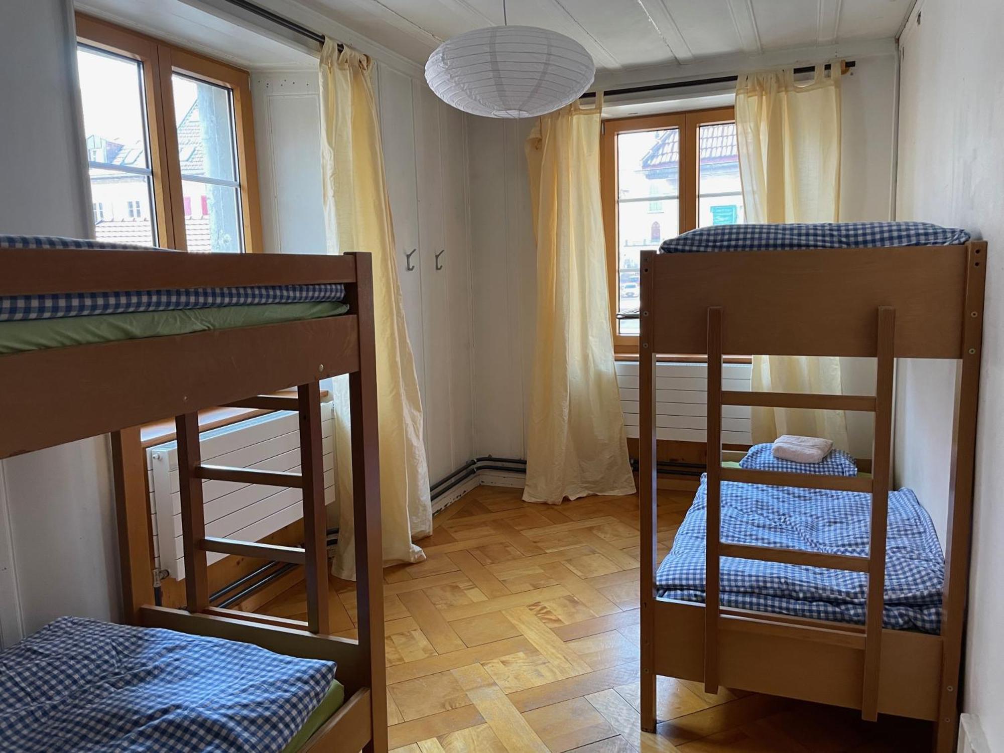 Maison La Coquille Ла-Шо-де-Фон Экстерьер фото